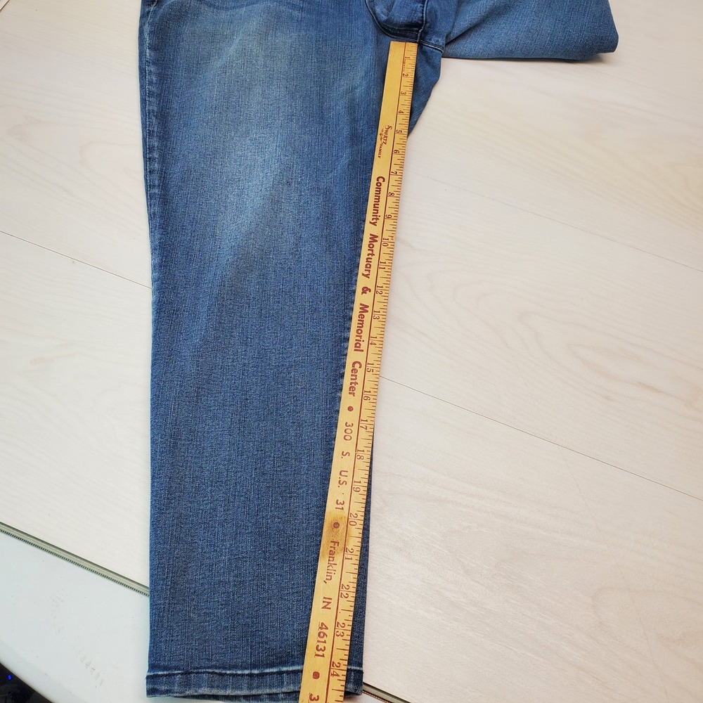 Wit & Wisdom Womens 18P Mid Rise Straight Leg Jeans Blue Wash Stretch Comfort‎ - Picture 5 of 11